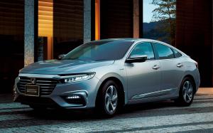 Honda Insight Hybrid Premium Sporty Style by Modulo 2018 года (JP)